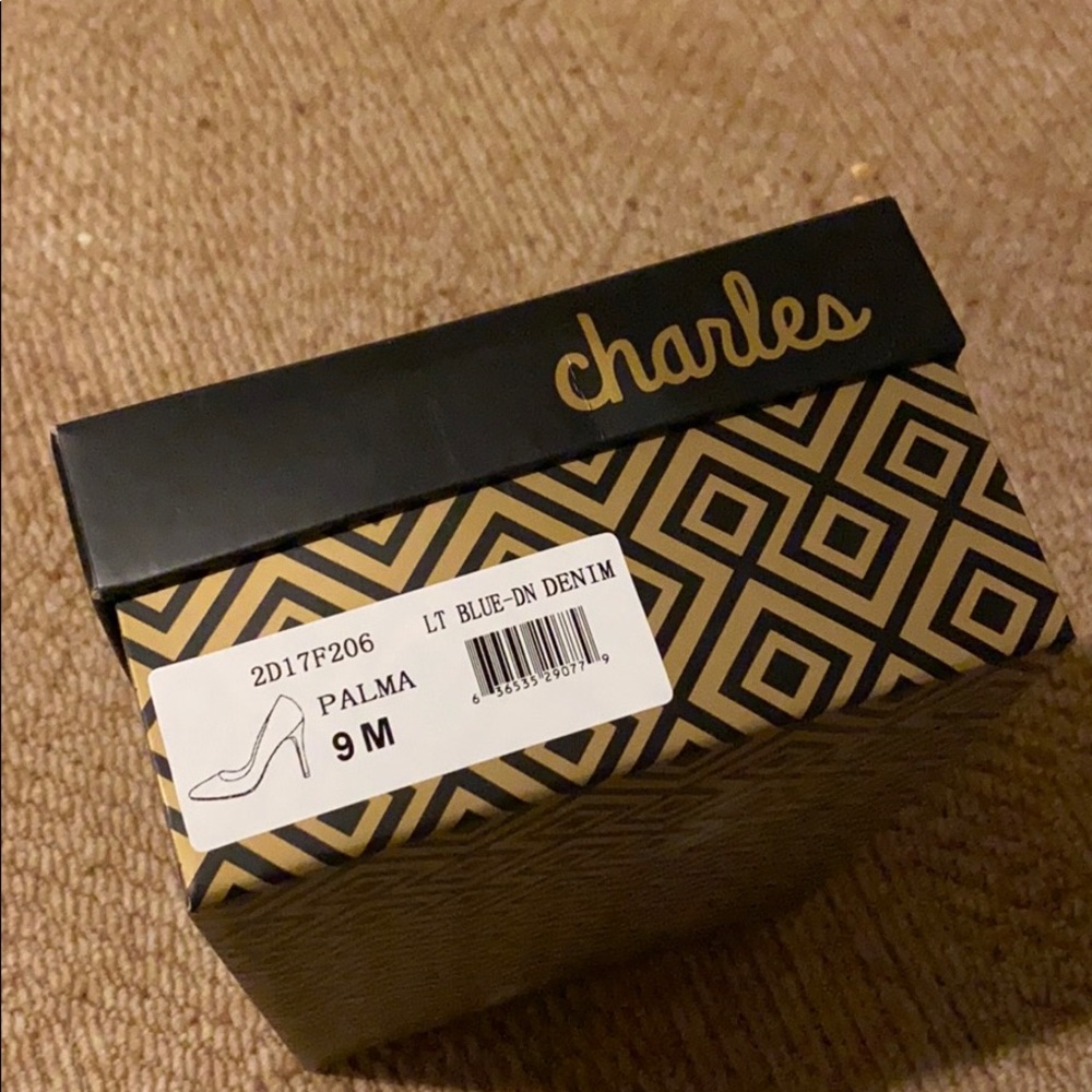 NEW women’s heels - Picture 2 of 4